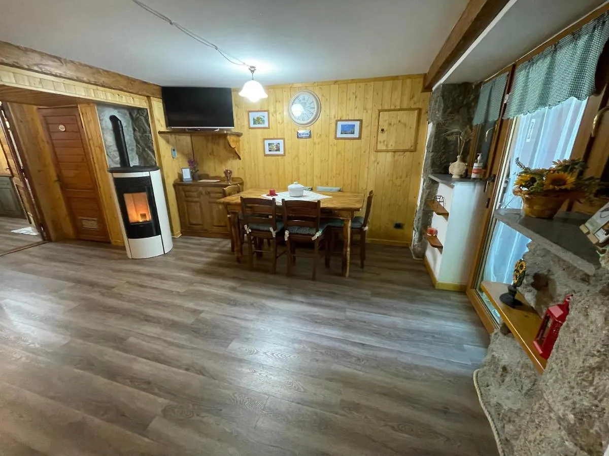Chalet I Folletti Apartment Abbadia San Salvator Italy